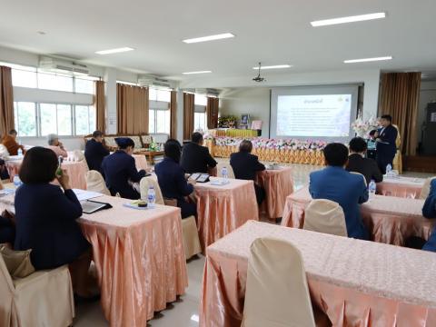 นิเทศนักศึกษาฝึกประสบการณ์วิชาชีพผู้บริหารการศึกษา