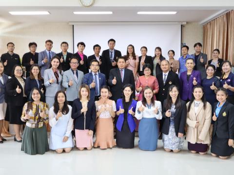 โครงการพัฒนาบุคลากรทั้งระบบหลักสูตรการพัฒนาข้าราชการครู และบุคลา