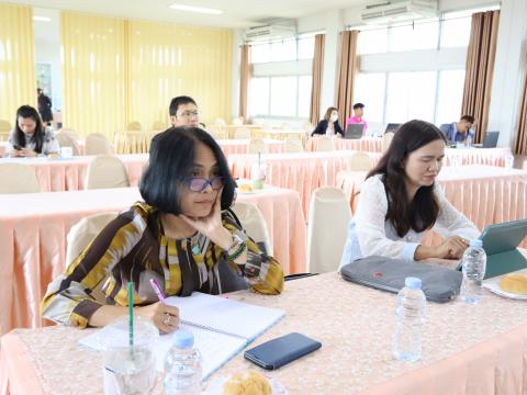 โครงการพัฒนาบุคลากรทั้งระบบหลักสูตรการพัฒนาข้าราชการครู และบุคลา