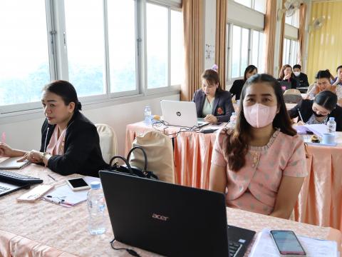 โครงการพัฒนาบุคลากรทั้งระบบหลักสูตรการพัฒนาข้าราชการครู และบุคลา