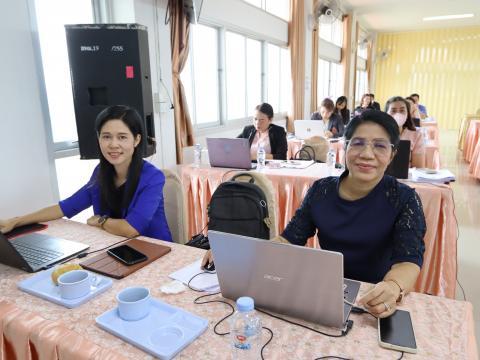 โครงการพัฒนาบุคลากรทั้งระบบหลักสูตรการพัฒนาข้าราชการครู และบุคลา
